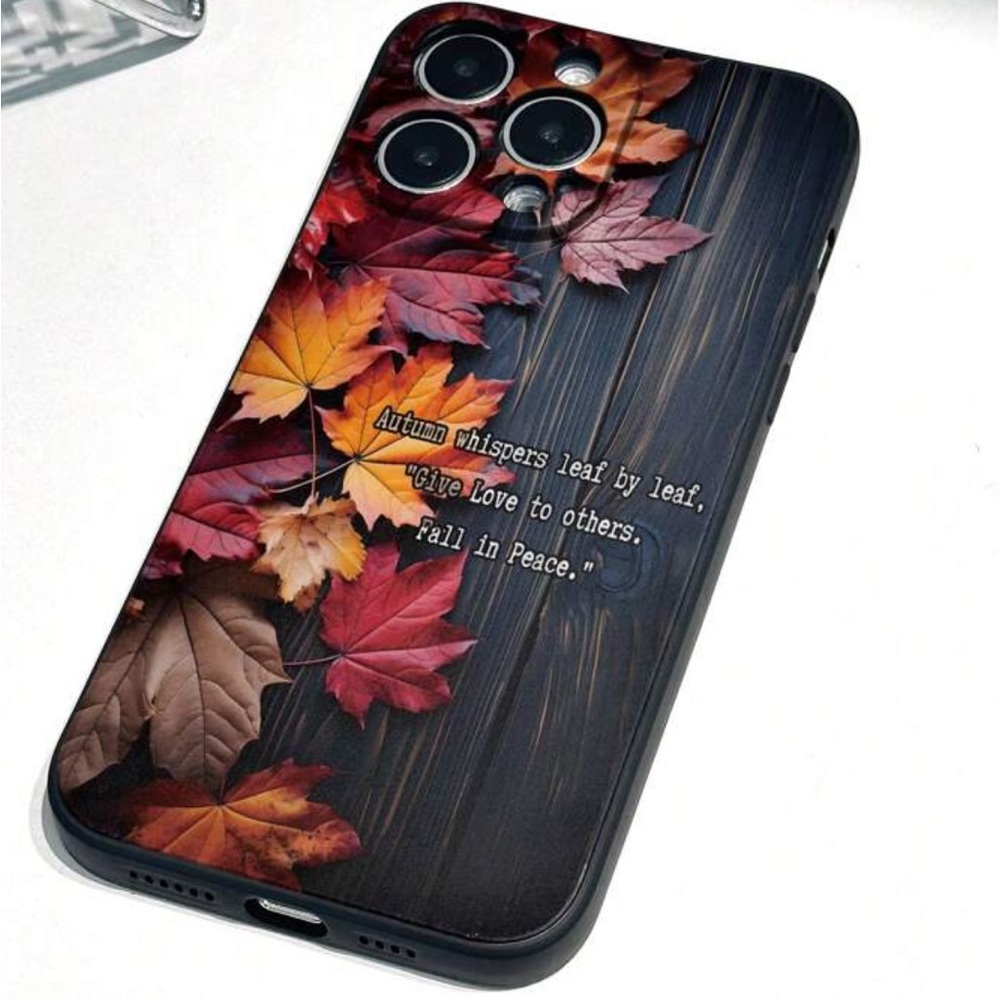 🍂🍁stunning autumn-themed case for your iPhone 14 Plus